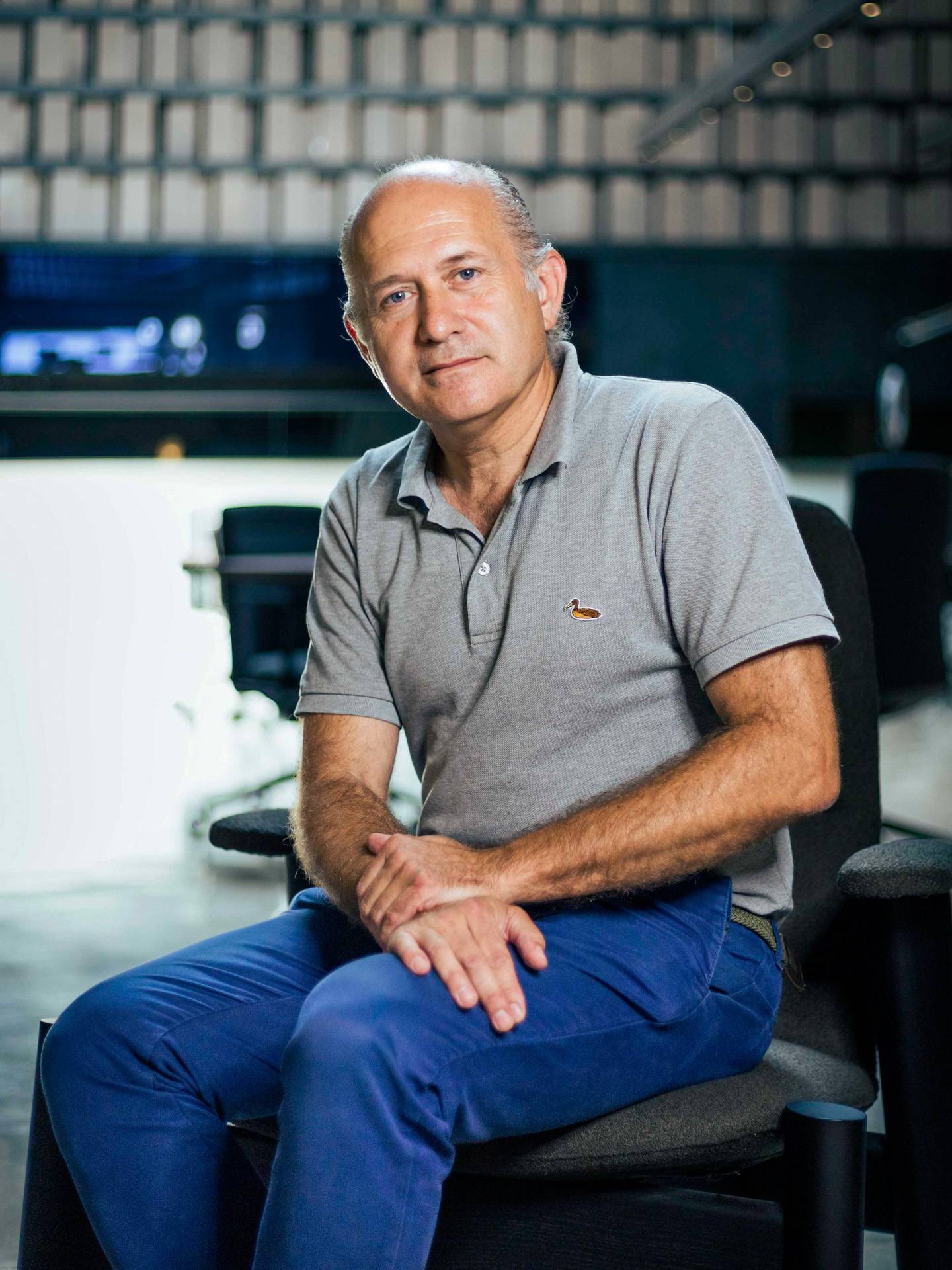 A portrait ofLucas Martínez